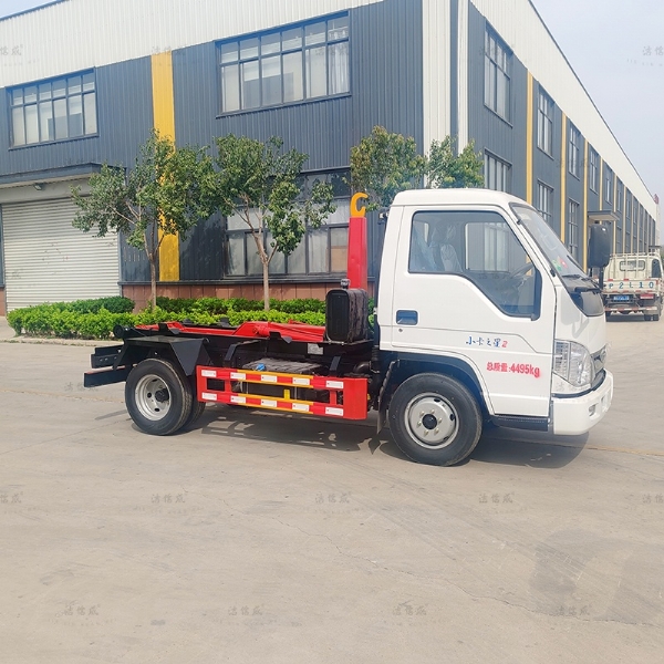 小卡之星勾臂垃圾車